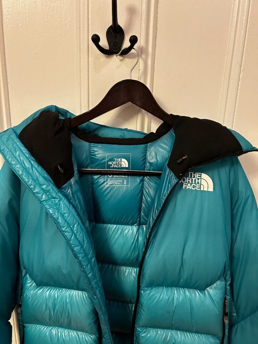 The North Face Women's Summit L6 Down Belay Parka Limited Edition - Medium - Picture 10 of 14